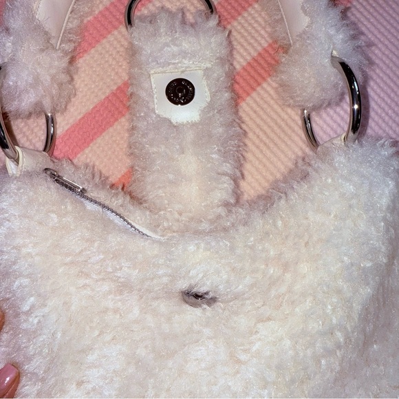 H&M Cream Faux Fur Shoulder Bag - Picture 15 of 15
